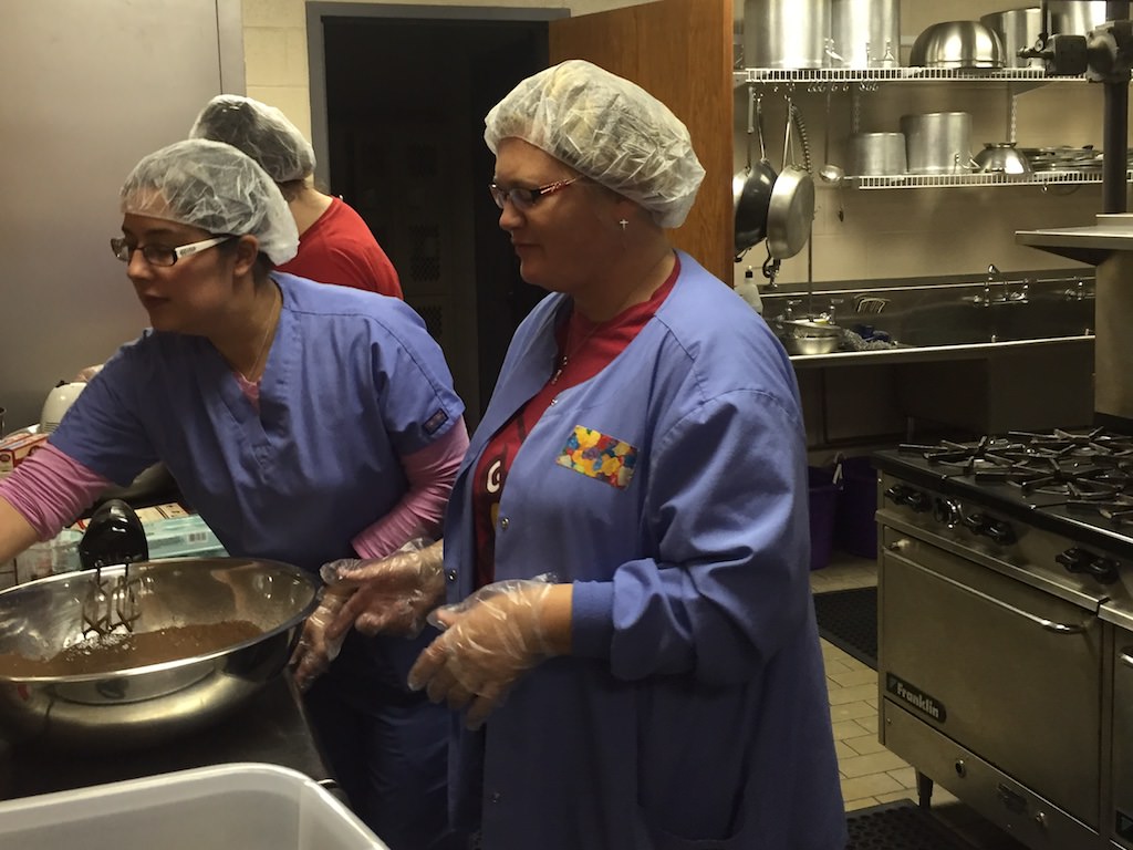 Ross Medical in Owensboro Supports Helping Hands Kitchen | Ross Campus ...