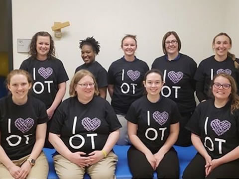 Ross College Students in Quad Cities Make Toys for Hand-in-Hand