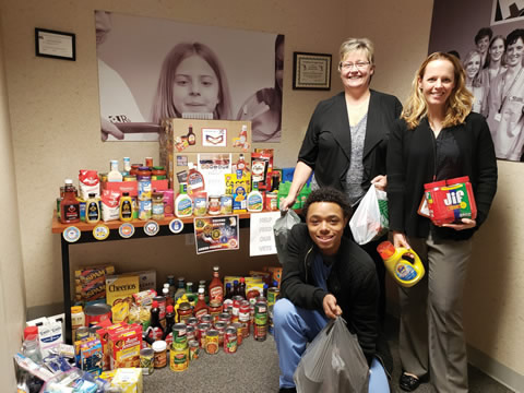 Ross in Saginaw Supports the 1% Veteran Food Pantry